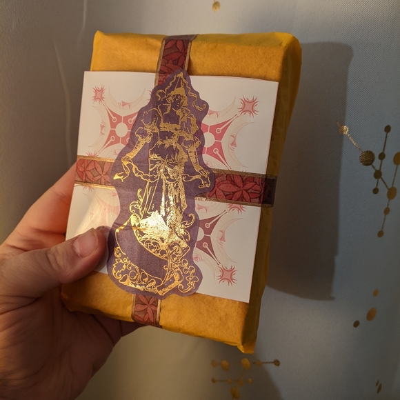 Hand Wrapping Add On - Picture 6 of 13